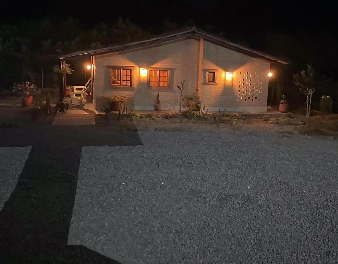 Privada Y Comoda Cabana, Casa Margarita, Villavieja Luaran gambar